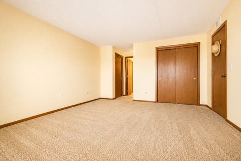Tiny photo for 5447 W Lawrence Avenue #203, Chicago, IL 60630 (MLS # 12722050)