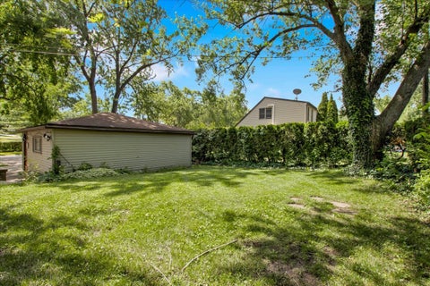 Tiny photo for 501 Lafayette Lane, Hoffman Estates, IL 60169 (MLS # 12682983)