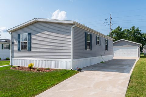 1061 Daleann Avenue DeKalb IL 60115