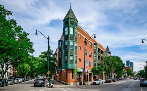 Photo of 845 W Altgeld Street #3A, Chicago, IL 60614 (MLS # 12464916)