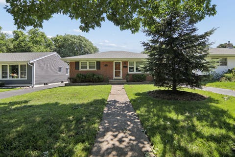Photo of 29 N Summit Avenue, Villa Park, IL 60181 (MLS # 12695660)