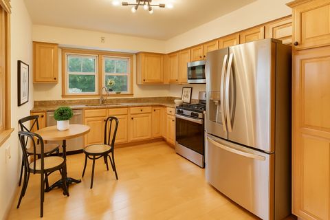 Tiny photo for 821 Warrenville Road, Wheaton, IL 60189 (MLS # 12500415)