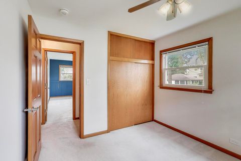 Tiny photo for 821 Warrenville Road, Wheaton, IL 60189 (MLS # 12500415)