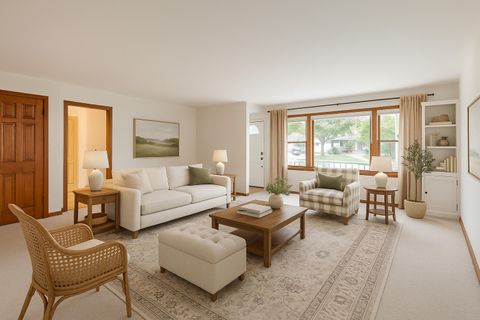 Tiny photo for 821 Warrenville Road, Wheaton, IL 60189 (MLS # 12500415)