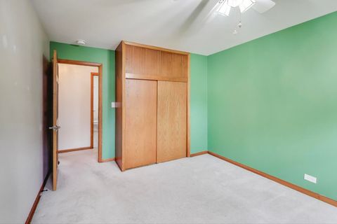 Tiny photo for 821 Warrenville Road, Wheaton, IL 60189 (MLS # 12500415)