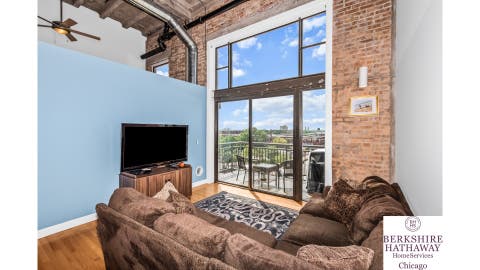Tiny photo for 2545 S Dearborn Street #608, Chicago, IL 60616 (MLS # 12719442)