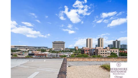 Tiny photo for 2545 S Dearborn Street #608, Chicago, IL 60616 (MLS # 12719442)