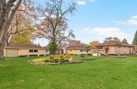 Tiny photo for 7949 Lavergne Avenue, Burbank, IL 60459 (MLS # 12517803)