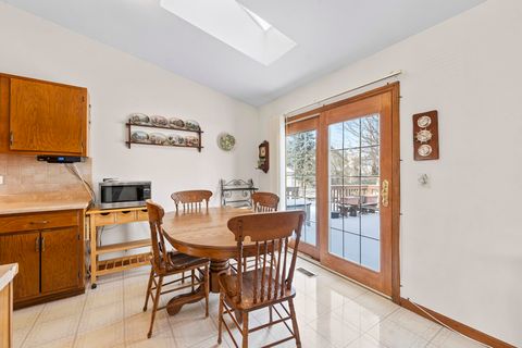 Tiny photo for 1106 Pheasant Trail, Carol Stream, IL 60188 (MLS # 12551737)