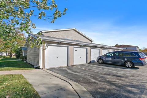 Tiny photo for 1311 Kingsbury Drive #E, Hanover Park, IL 60133 (MLS # 12515842)