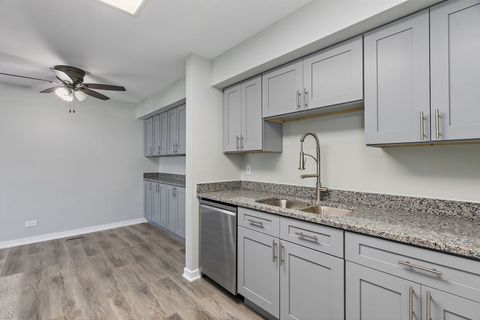 Tiny photo for 1311 Kingsbury Drive #E, Hanover Park, IL 60133 (MLS # 12515842)