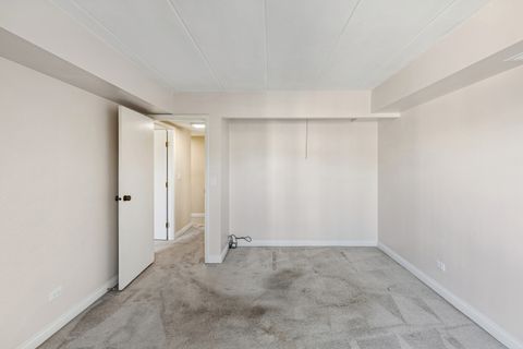 Tiny photo for 5S040 Pebblewood Lane #406E, Naperville, IL 60563 (MLS # 12496133)