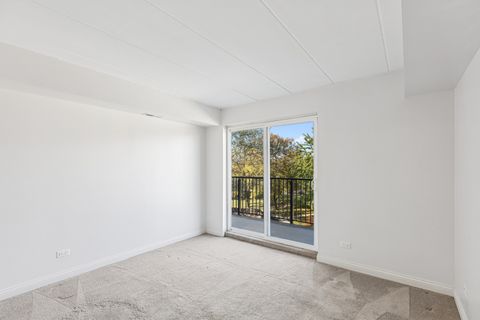 Tiny photo for 5S040 Pebblewood Lane #406E, Naperville, IL 60563 (MLS # 12496133)