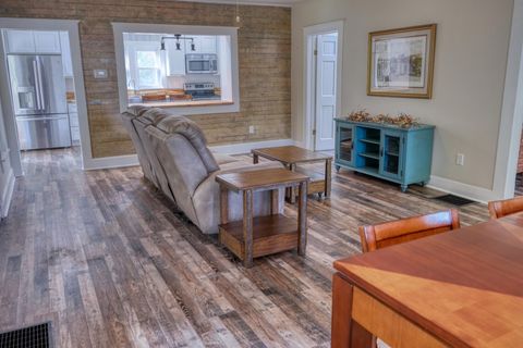 Tiny photo for 6873 Old Highway 13, Carbondale, IL 62901 (MLS # 100000182)