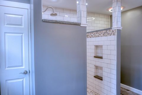 Tiny photo for 6873 Old Highway 13, Carbondale, IL 62901 (MLS # 100000182)