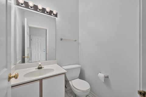 Tiny photo for 319 Windsor Court #B, South Elgin, IL 60177 (MLS # 12733702)
