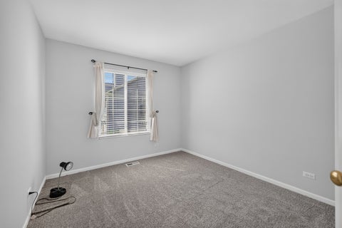 Tiny photo for 319 Windsor Court #B, South Elgin, IL 60177 (MLS # 12733702)