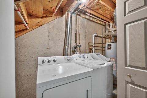 Tiny photo for 319 Windsor Court #B, South Elgin, IL 60177 (MLS # 12733702)