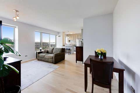 Tiny photo for 1717 S PRAIRIE Avenue #1204, Chicago, IL 60616 (MLS # 12739103)