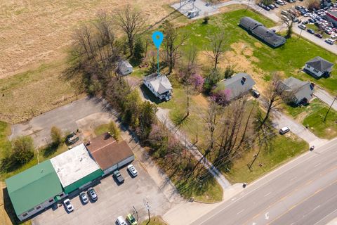 Tiny photo for 2041 S Illinois Avenue, Carbondale, IL 62901 (MLS # 12596462)