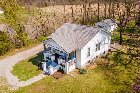 Tiny photo for 2041 S Illinois Avenue, Carbondale, IL 62901 (MLS # 12596462)