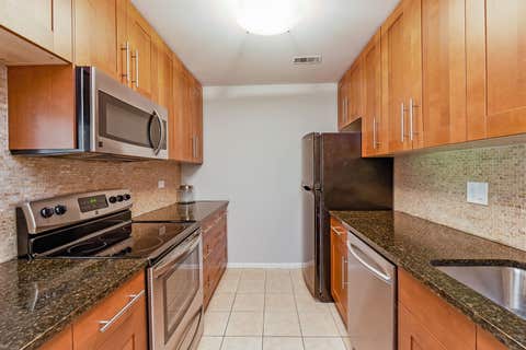 Tiny photo for 1464 Stonebridge Circle #E3, Wheaton, IL 60189 (MLS # 12719566)