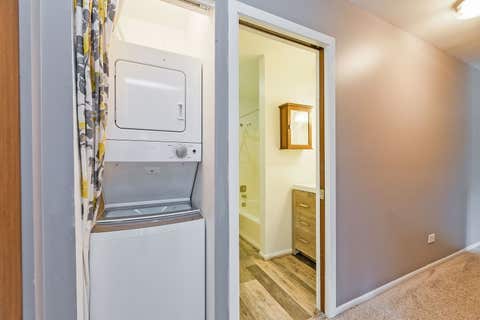 Tiny photo for 1464 Stonebridge Circle #E3, Wheaton, IL 60189 (MLS # 12719566)