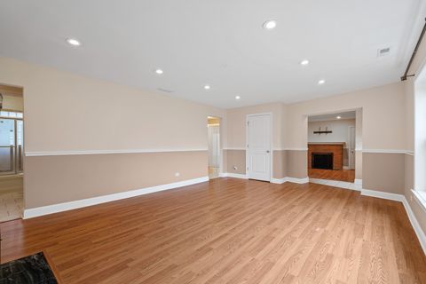 Tiny photo for 629 W Edgewood Road, Lombard, IL 60148 (MLS # 12473766)