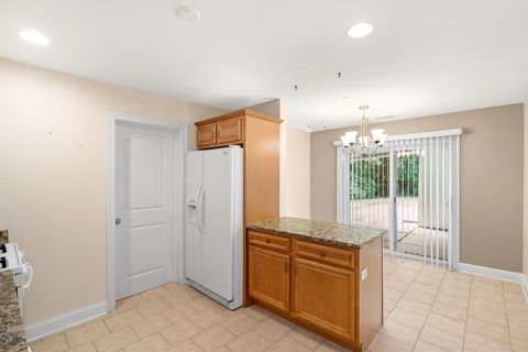 Tiny photo for 629 W Edgewood Road, Lombard, IL 60148 (MLS # 12473766)