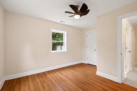 Tiny photo for 629 W Edgewood Road, Lombard, IL 60148 (MLS # 12473766)