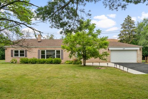 Photo of 629 W Edgewood Road, Lombard, IL 60148 (MLS # 12473766)