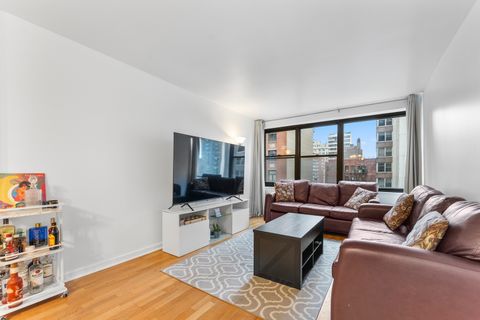 Tiny photo for 850 N Dewitt Place #13E, Chicago, IL 60611 (MLS # 12603695)