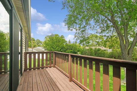 Tiny photo for 763 White Pine Road #5A2, Buffalo Grove, IL 60089 (MLS # 12682118)