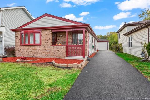 Photo of 18109 Idlewild Drive, Country Club Hills, IL 60478 (MLS # 12489737) Photo of 18109 Idlewild Drive, Country Club Hills, IL 60478 (MLS # 12489737)