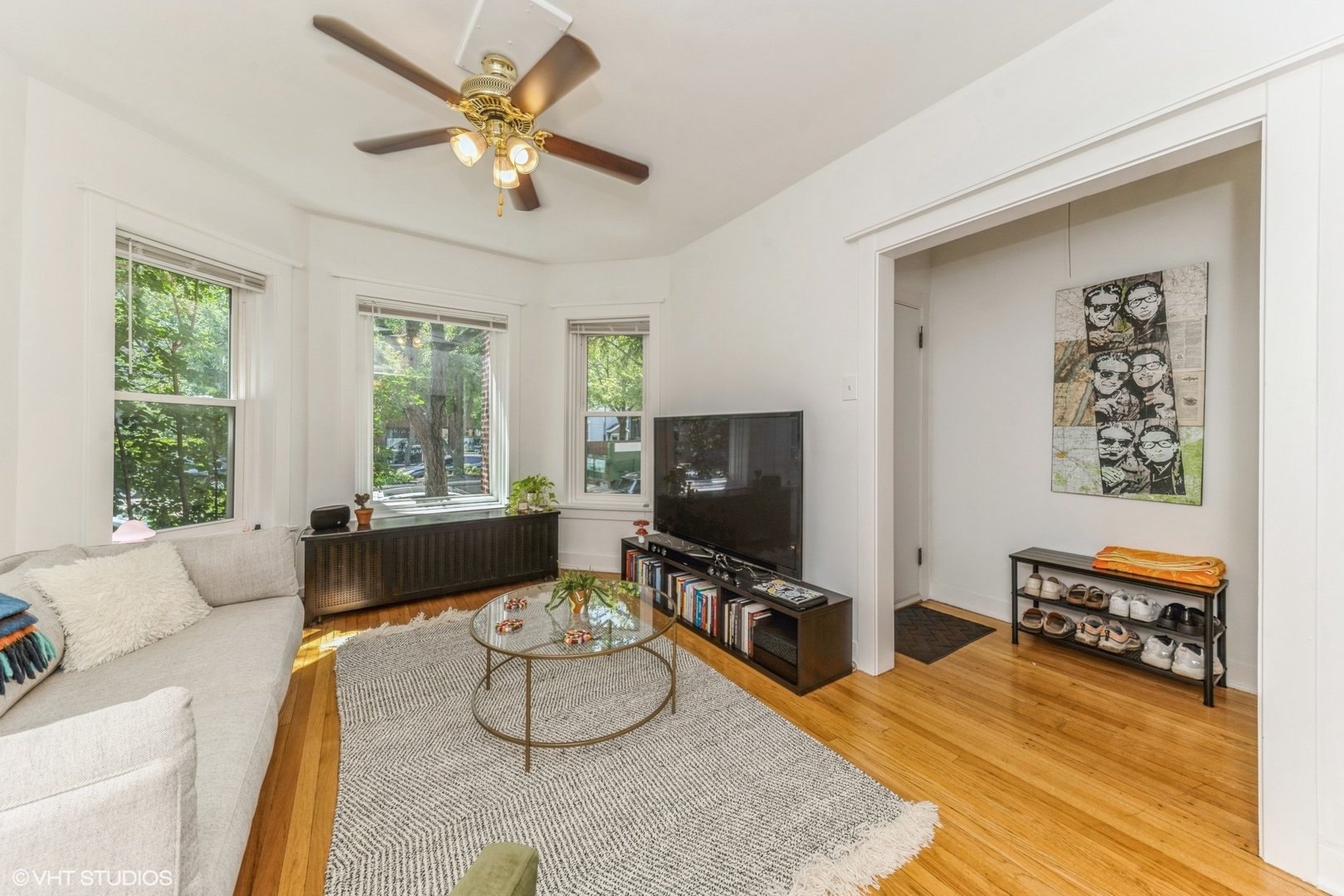 3721 N ASHLAND Avenue 1