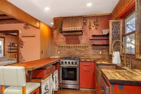 Tiny photo for 440 Elgin Avenue, Forest Park, IL 60130 (MLS # 12556590)