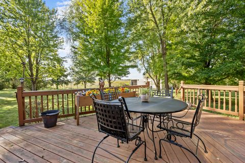 Tiny photo for 16200 Green Road, Harvard, IL 60033 (MLS # 12434709)