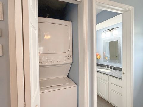 Tiny photo for 1739 Newbridge Circle, Elgin, IL 60123 (MLS # 12614699)