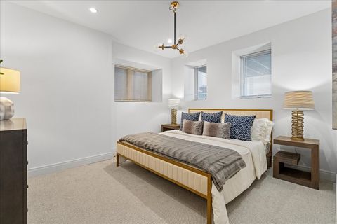 Tiny photo for 1630 W WARREN Boulevard #1, Chicago, IL 60607 (MLS # 12492720)