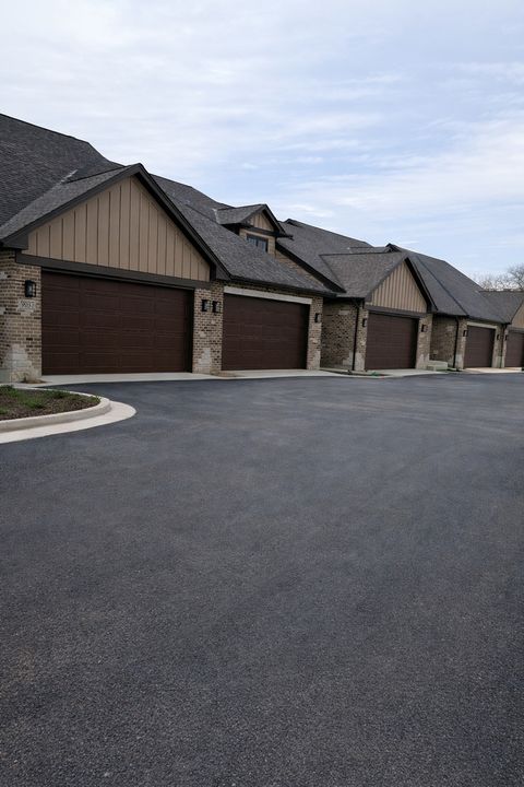 Tiny photo for 9037 W 111 Street, Palos Hills, IL 60465 (MLS # 12560627)