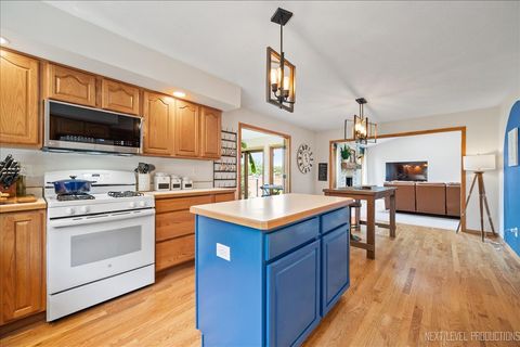 Tiny photo for 1331 Yorkshire Drive, Sycamore, IL 60178 (MLS # 12443331)