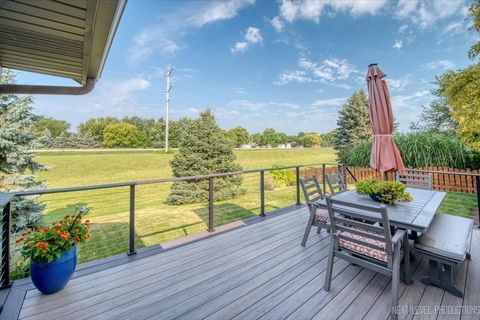 Tiny photo for 1331 Yorkshire Drive, Sycamore, IL 60178 (MLS # 12443331)