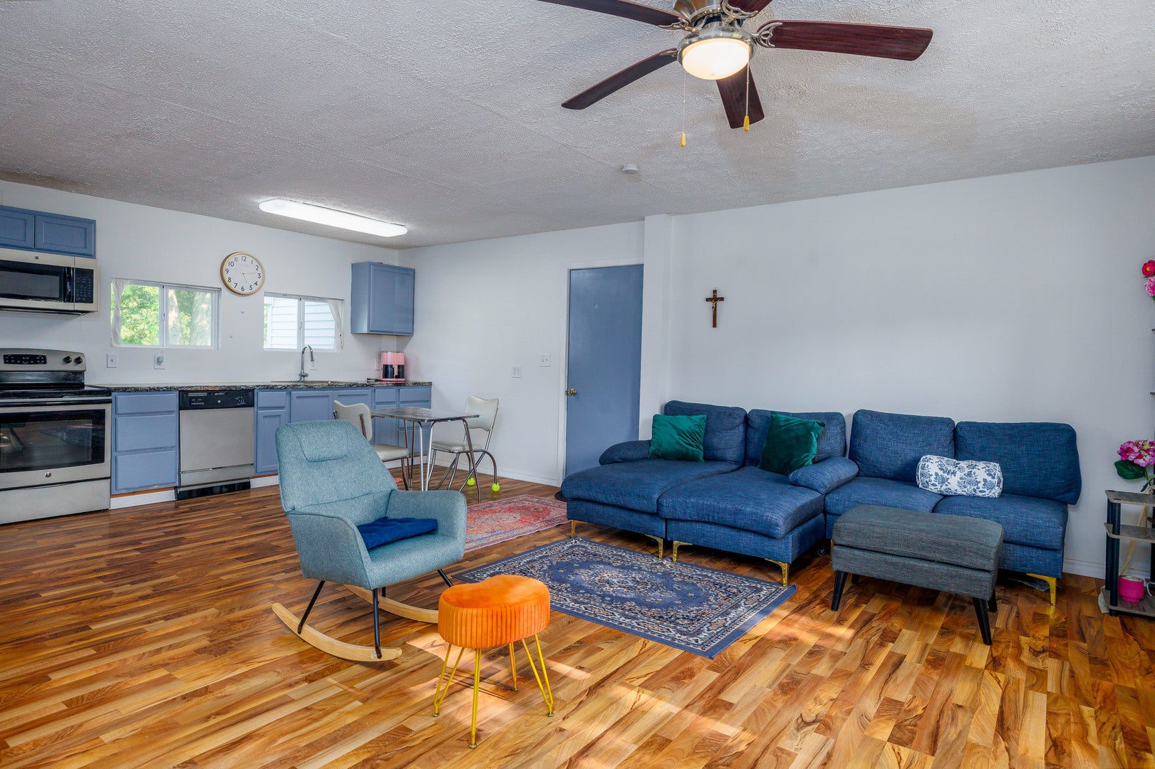 403 N 1st Street