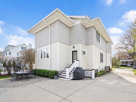 Tiny photo for 123 S Kensington Avenue, La Grange, IL 60525 (MLS # 12612904)