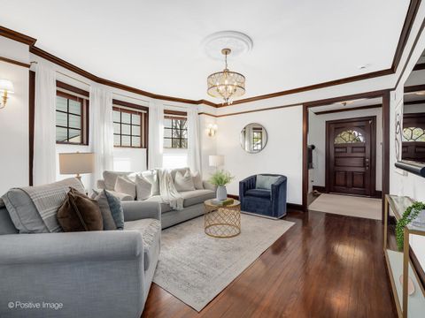 Tiny photo for 123 S Kensington Avenue, La Grange, IL 60525 (MLS # 12612904)