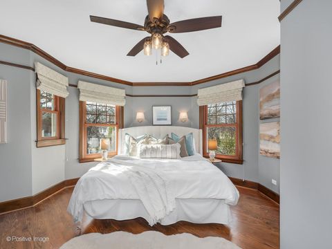 Tiny photo for 123 S Kensington Avenue, La Grange, IL 60525 (MLS # 12612904)