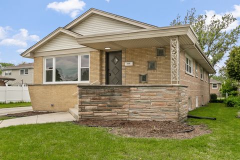 Photo of 10036 Kedvale Avenue, Oak Lawn, IL 60453 (MLS # 12644824)