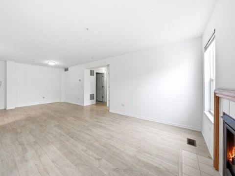 Tiny photo for 13833 S Balsam Lane #D, Plainfield, IL 60544 (MLS # 12579603)