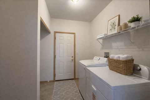 Tiny photo for 748 VERSAILLES Parkway, Oswego, IL 60543 (MLS # 12550299)