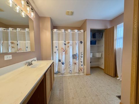 Tiny photo for 748 VERSAILLES Parkway, Oswego, IL 60543 (MLS # 12550299)